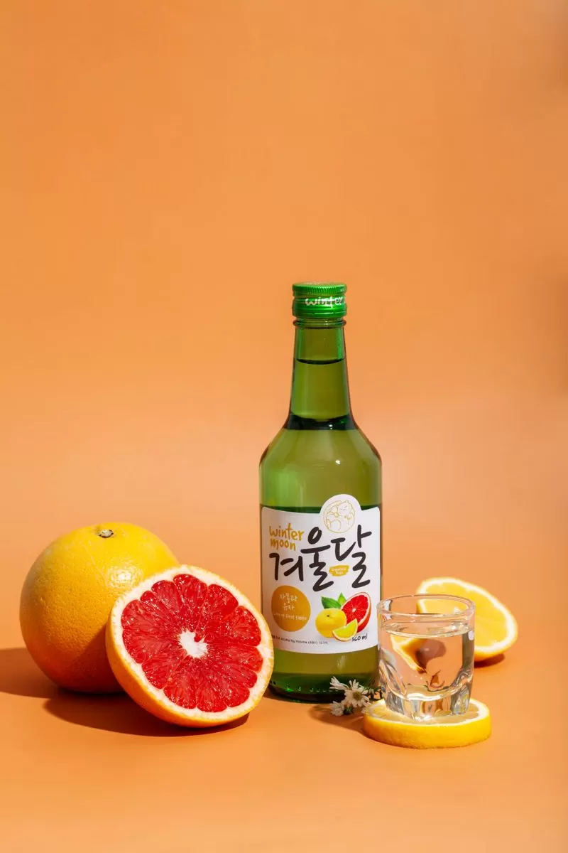Rượu Soju Cam - biểu tượng văn h&oacute;a ẩm thực H&agrave;n Quốc