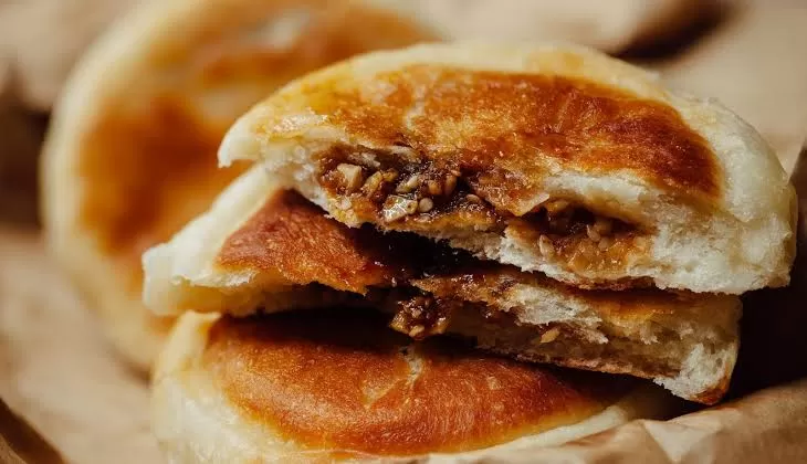 Hotteok nh&acirc;n đường quế H&agrave;n Quốc 