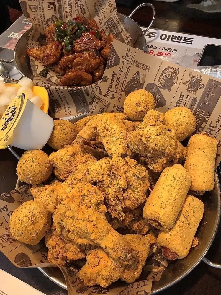 Gà rán phô mai Hàn Quốc – Món ăn béo thơm được giới trẻ yêu thích