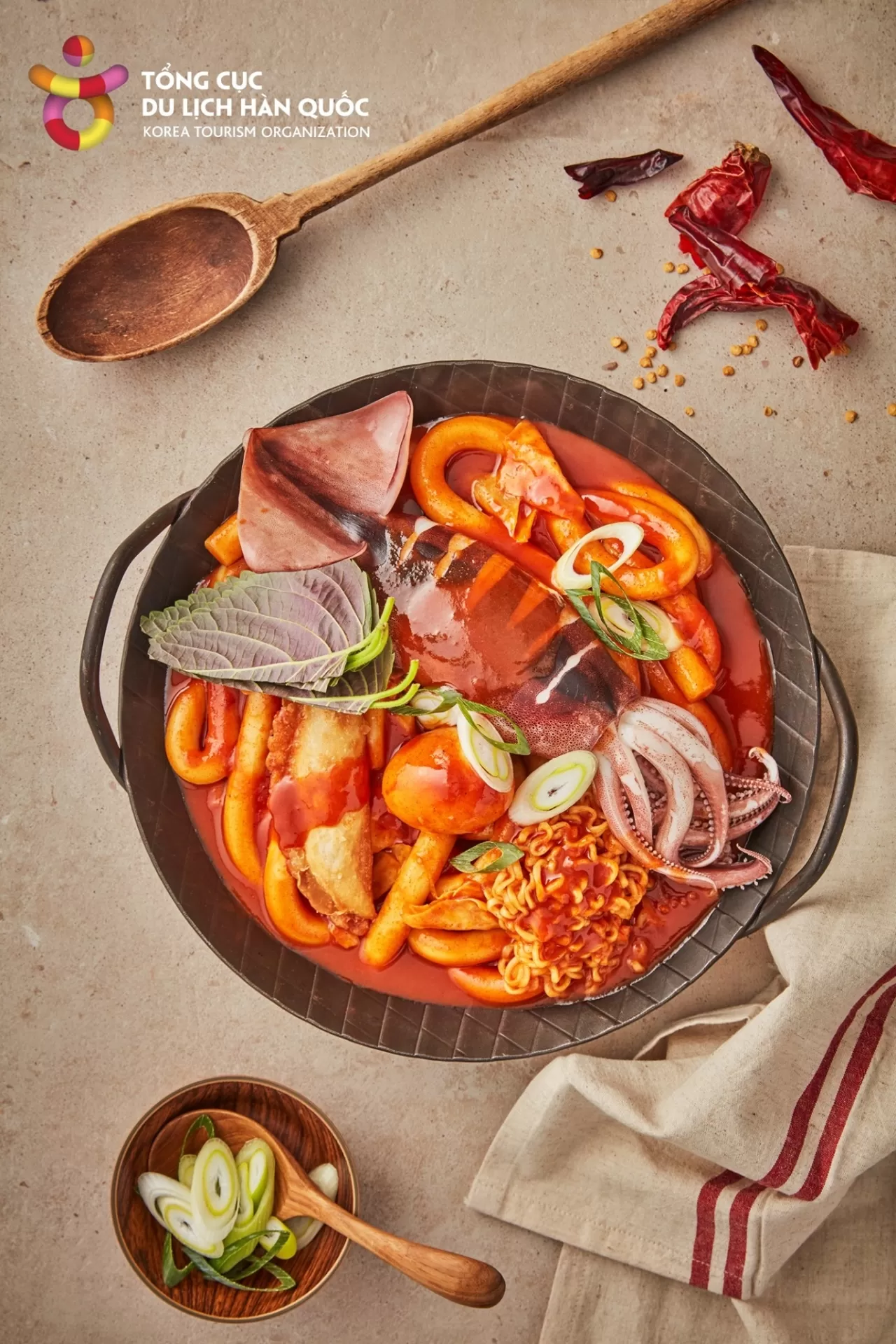 Tokbokki Hải Sản Cay H&agrave;n Quốc B&aacute;nh Gạo Dẻo Mềm, Hải Sản Tươi