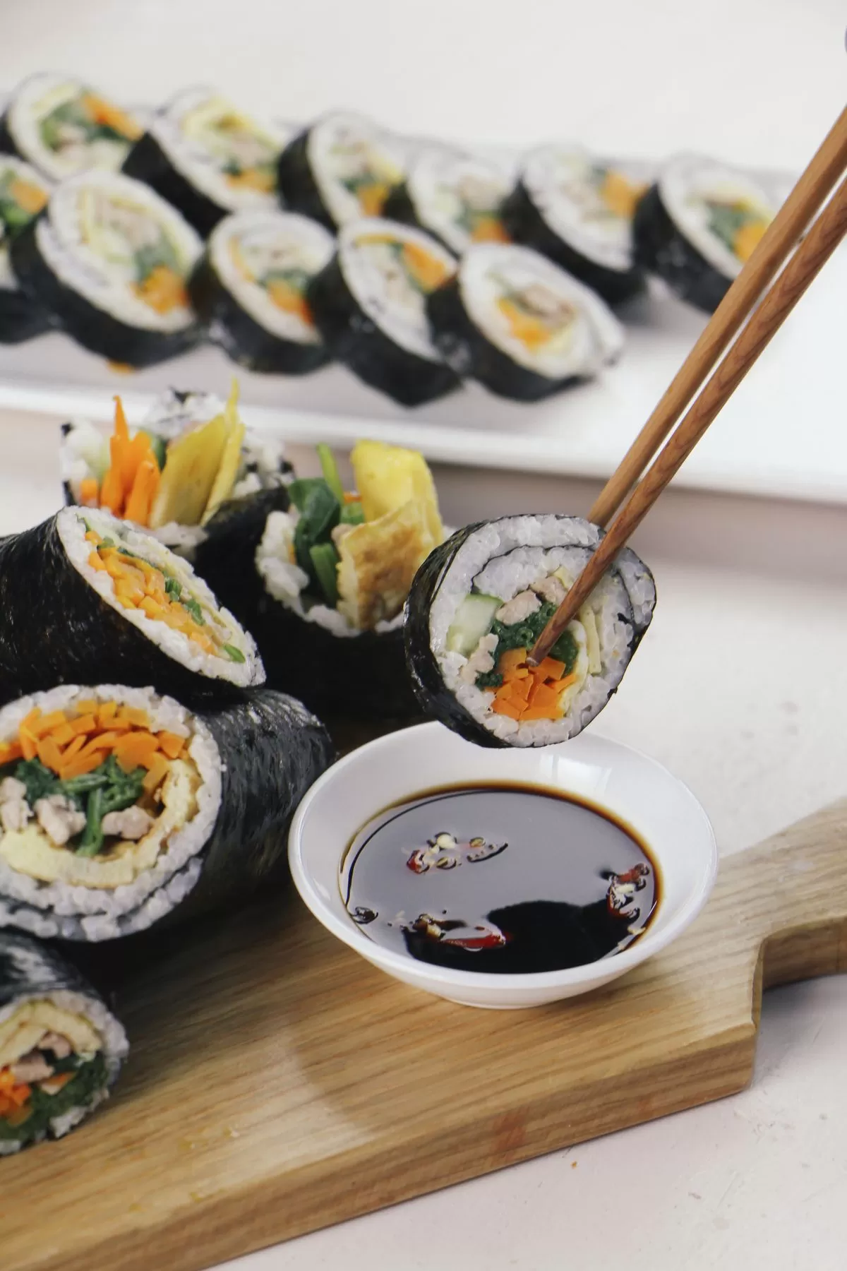 Kimbap Truyền Thống – Món ăn tinh hoa ẩm thực Hàn Quốc